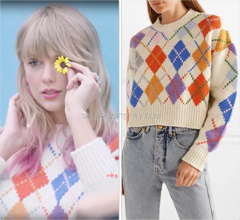 Taylor Swift might have inspired Bryce Dallas Howard's character in the film Argylle. ... She loves a good argyle sweater, and there is a sort of unapologetic dorkiness about her."